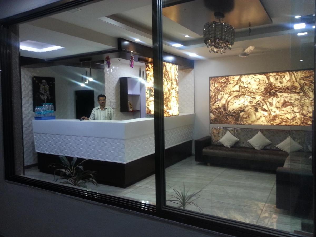 Hotel Sai Suraj Park Shirdi Zewnętrze zdjęcie