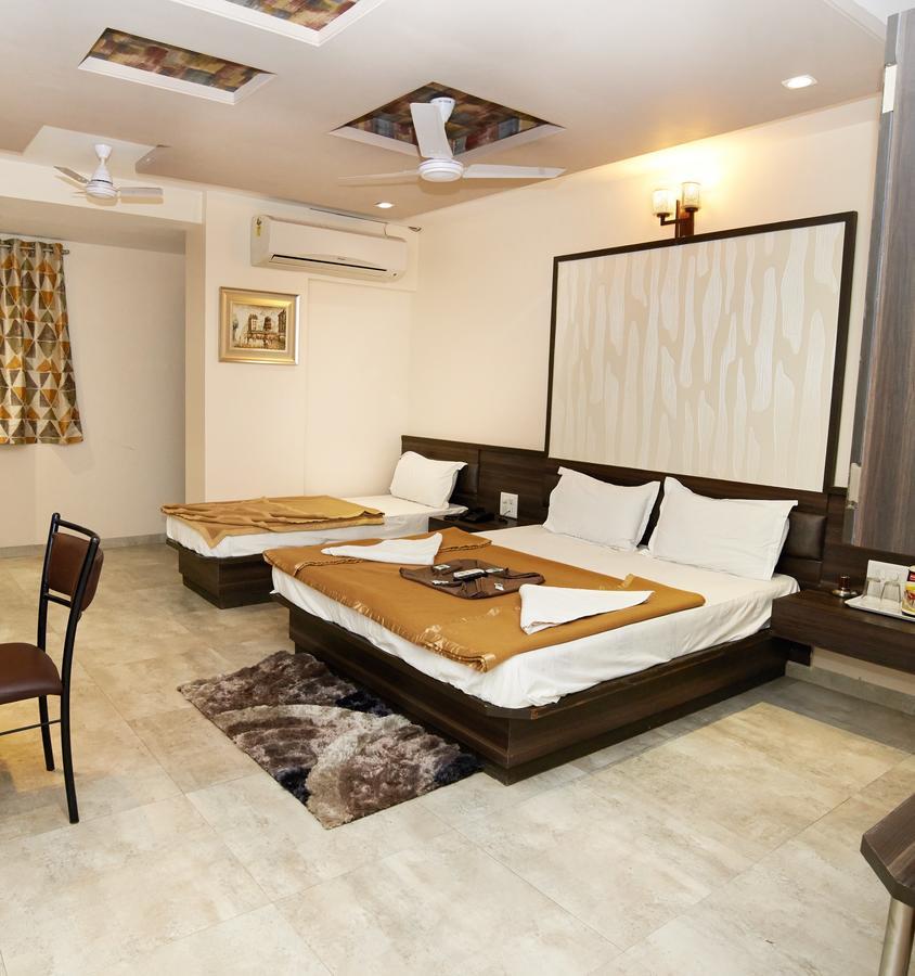 Hotel Sai Suraj Park Shirdi Zewnętrze zdjęcie