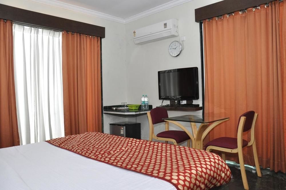 Hotel Sai Suraj Park Shirdi Zewnętrze zdjęcie