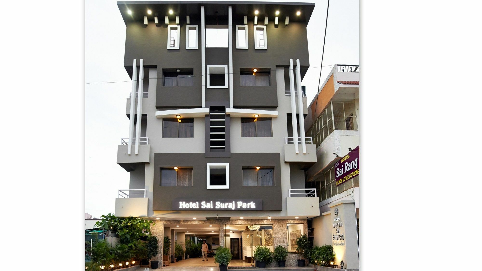 Hotel Sai Suraj Park Shirdi Zewnętrze zdjęcie