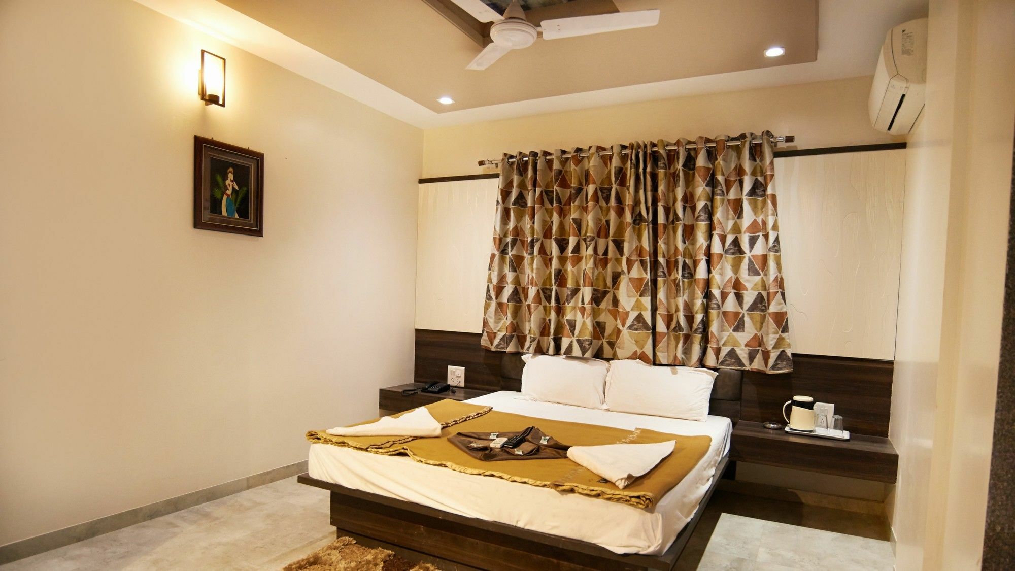 Hotel Sai Suraj Park Shirdi Zewnętrze zdjęcie