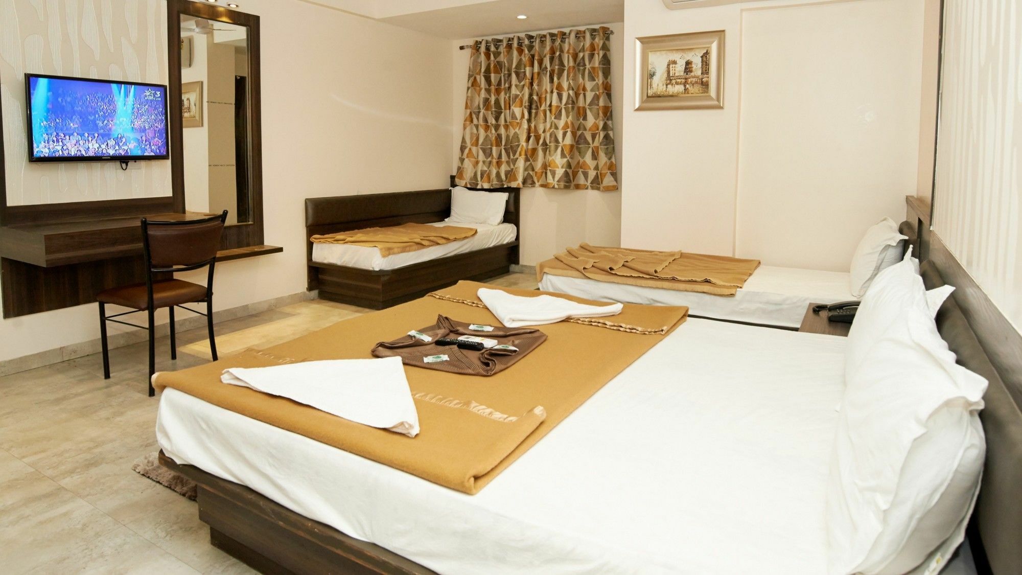 Hotel Sai Suraj Park Shirdi Zewnętrze zdjęcie
