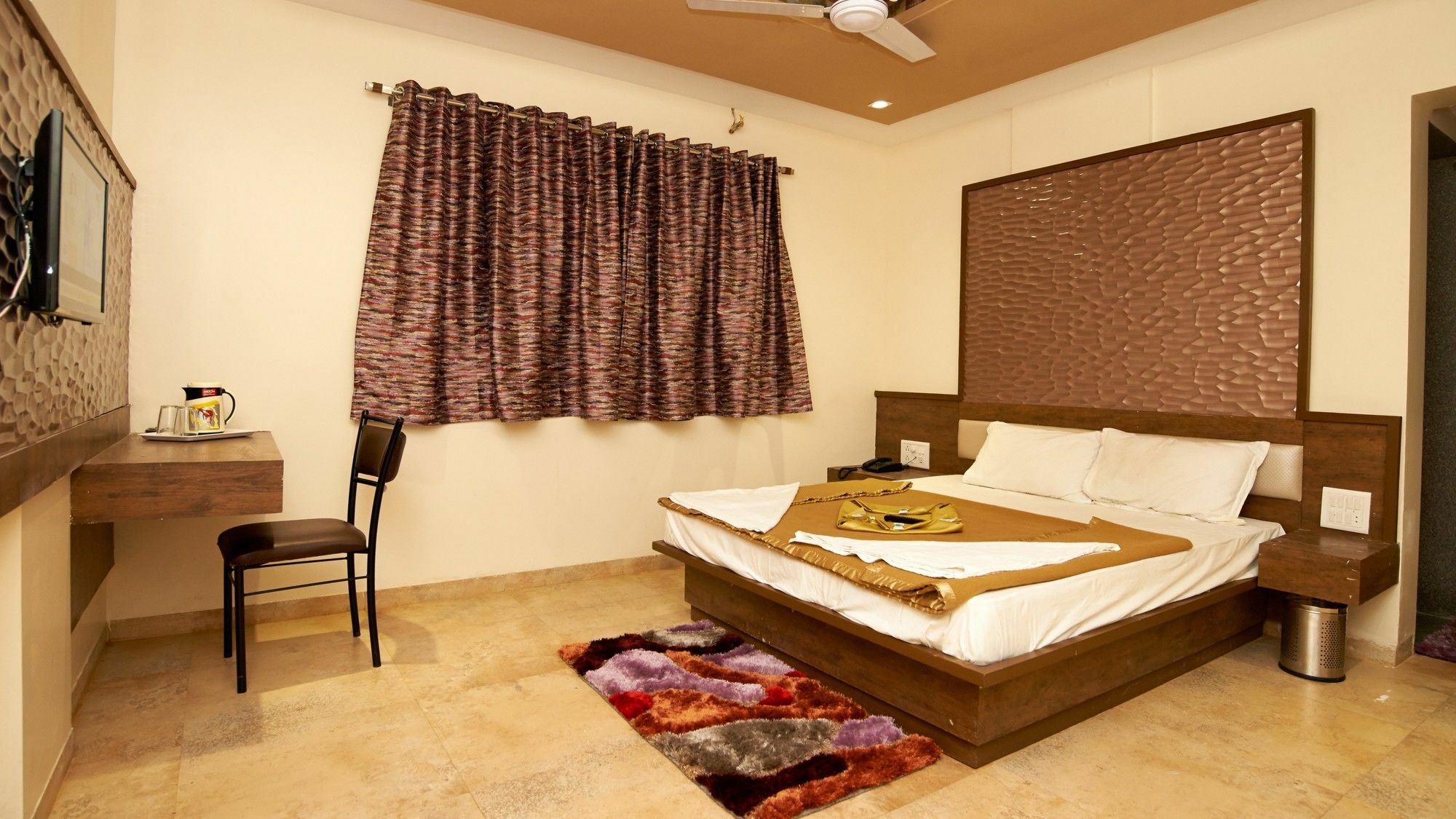 Hotel Sai Suraj Park Shirdi Zewnętrze zdjęcie