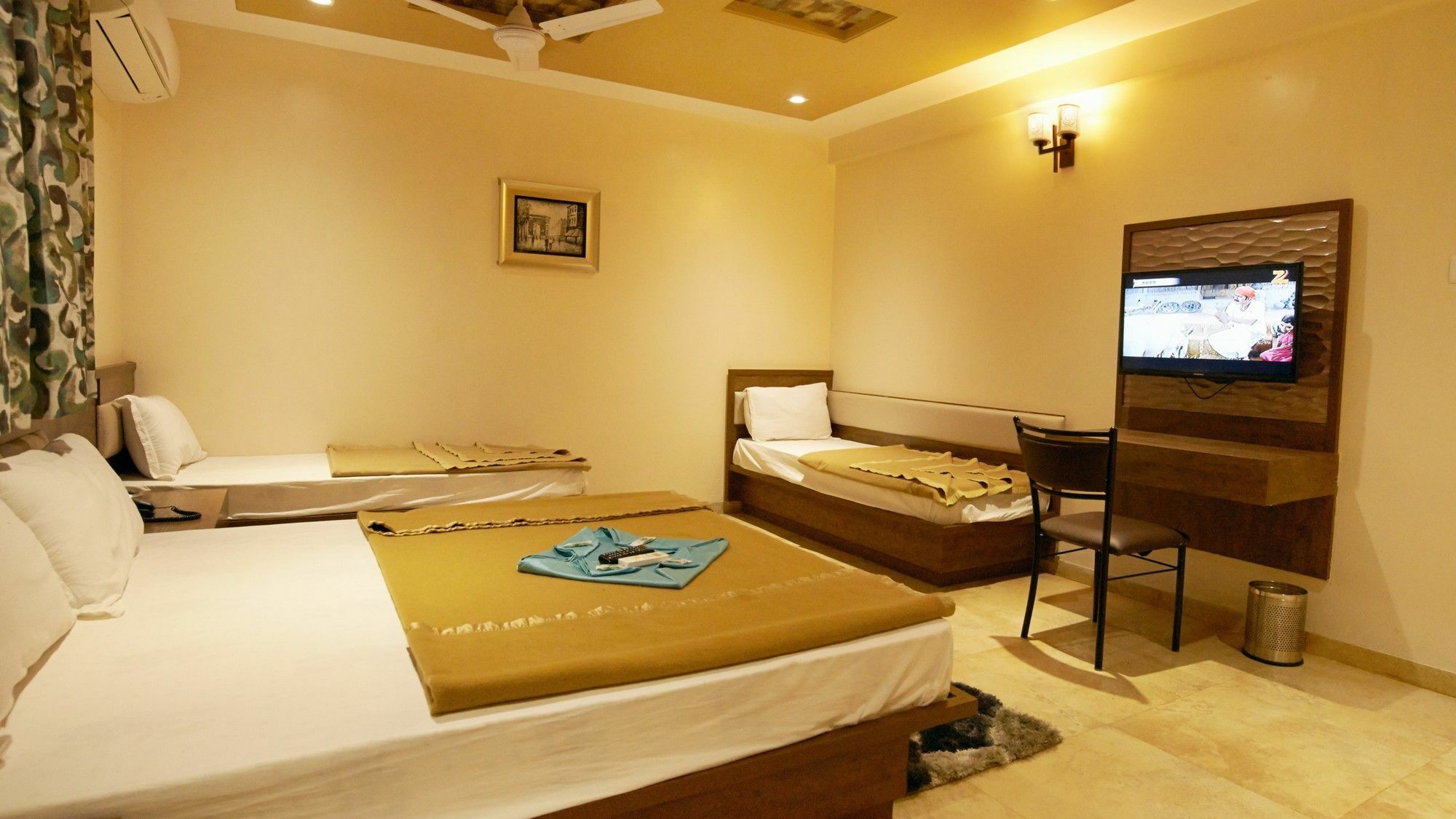 Hotel Sai Suraj Park Shirdi Zewnętrze zdjęcie