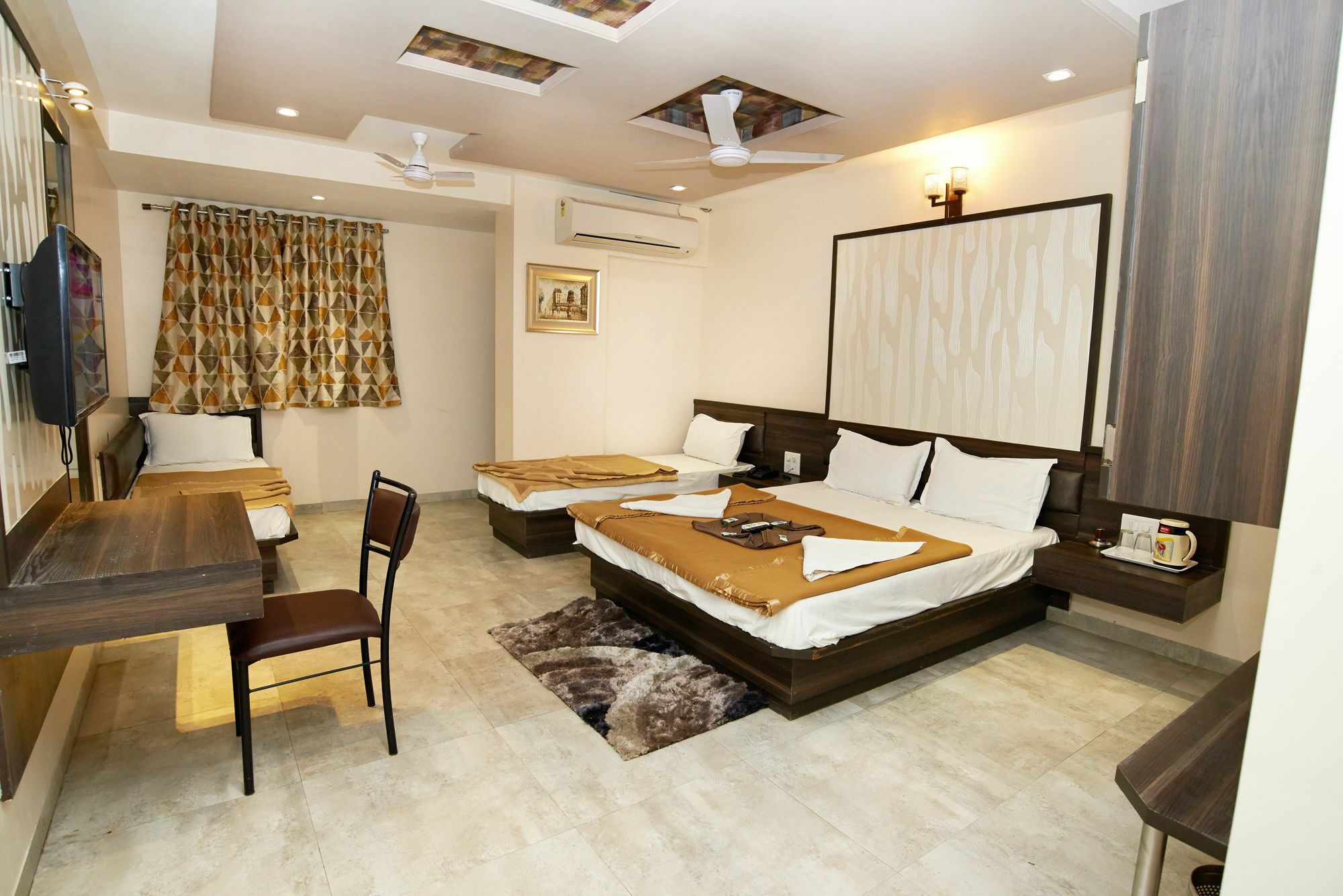 Hotel Sai Suraj Park Shirdi Zewnętrze zdjęcie