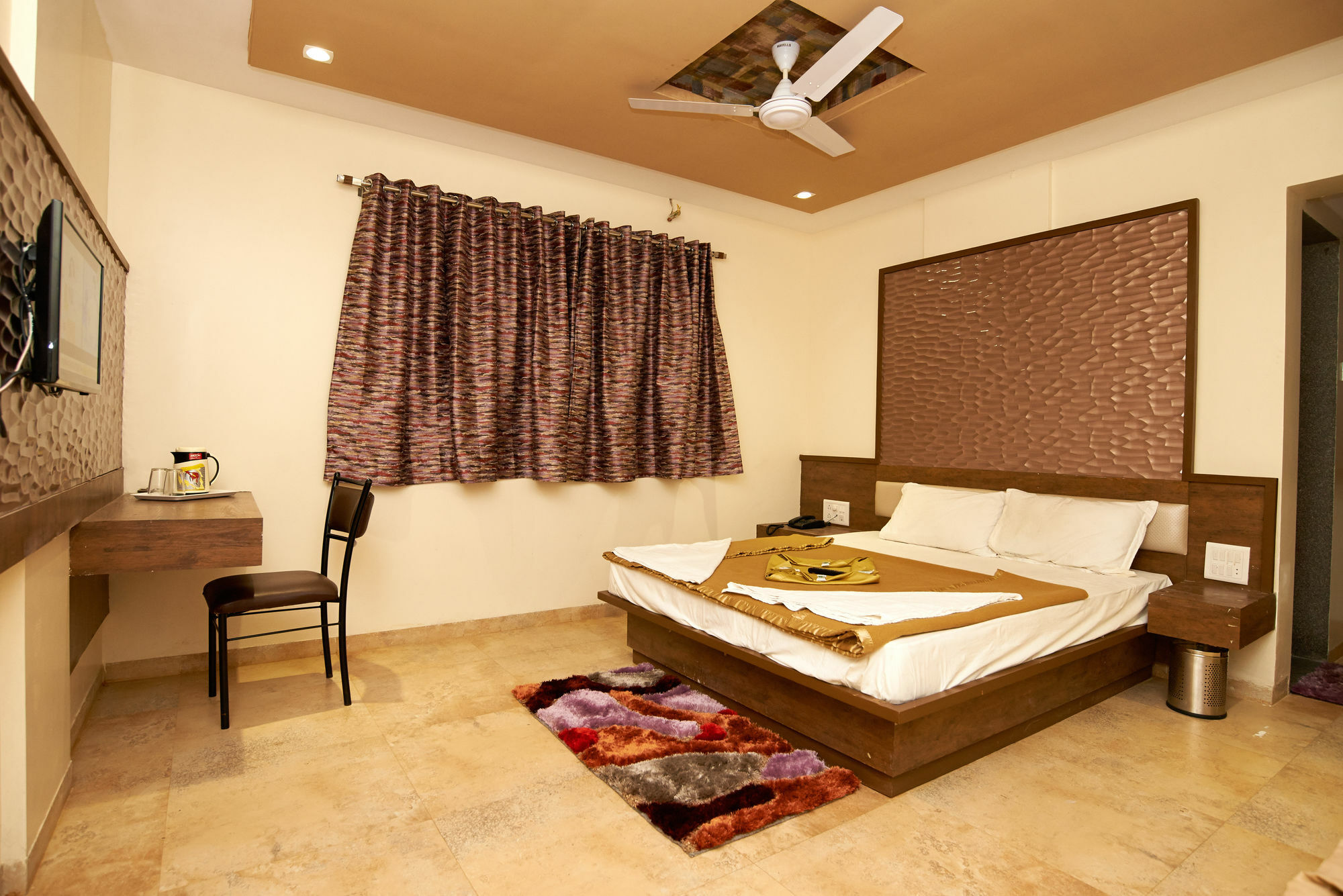 Hotel Sai Suraj Park Shirdi Zewnętrze zdjęcie