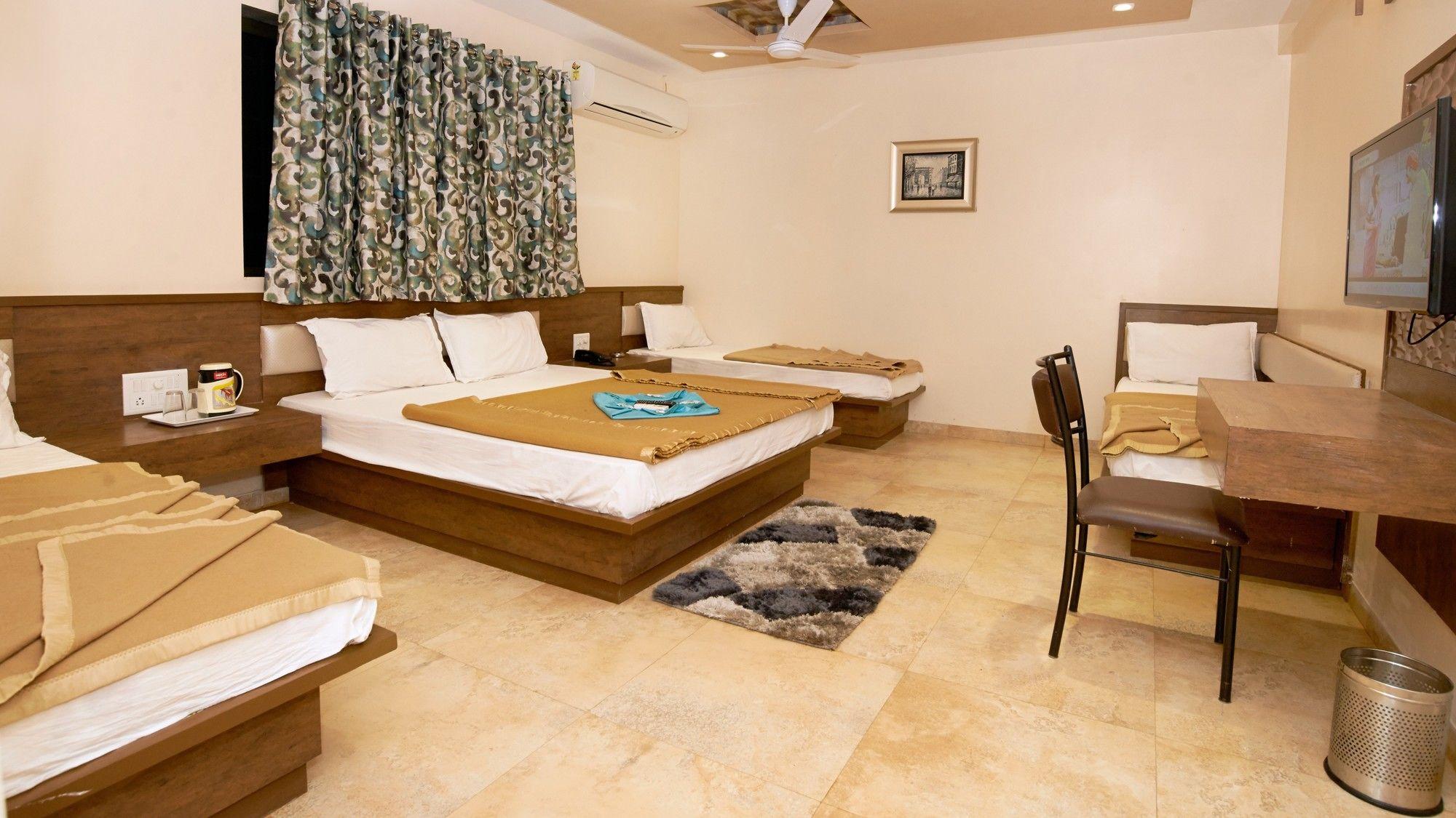Hotel Sai Suraj Park Shirdi Zewnętrze zdjęcie